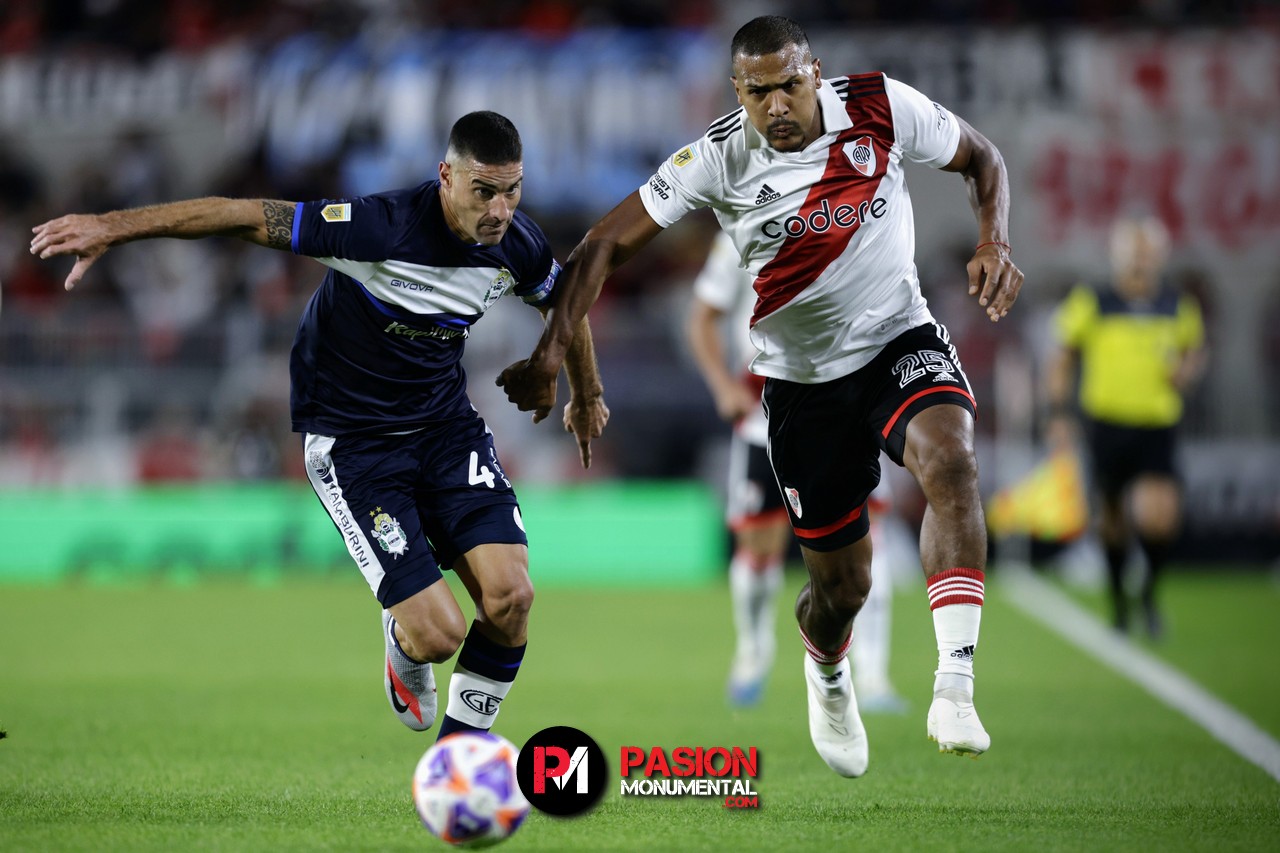 El emblema campeón de la Copa Libertadores 1996 con River que comparó a Rondón con Pratto