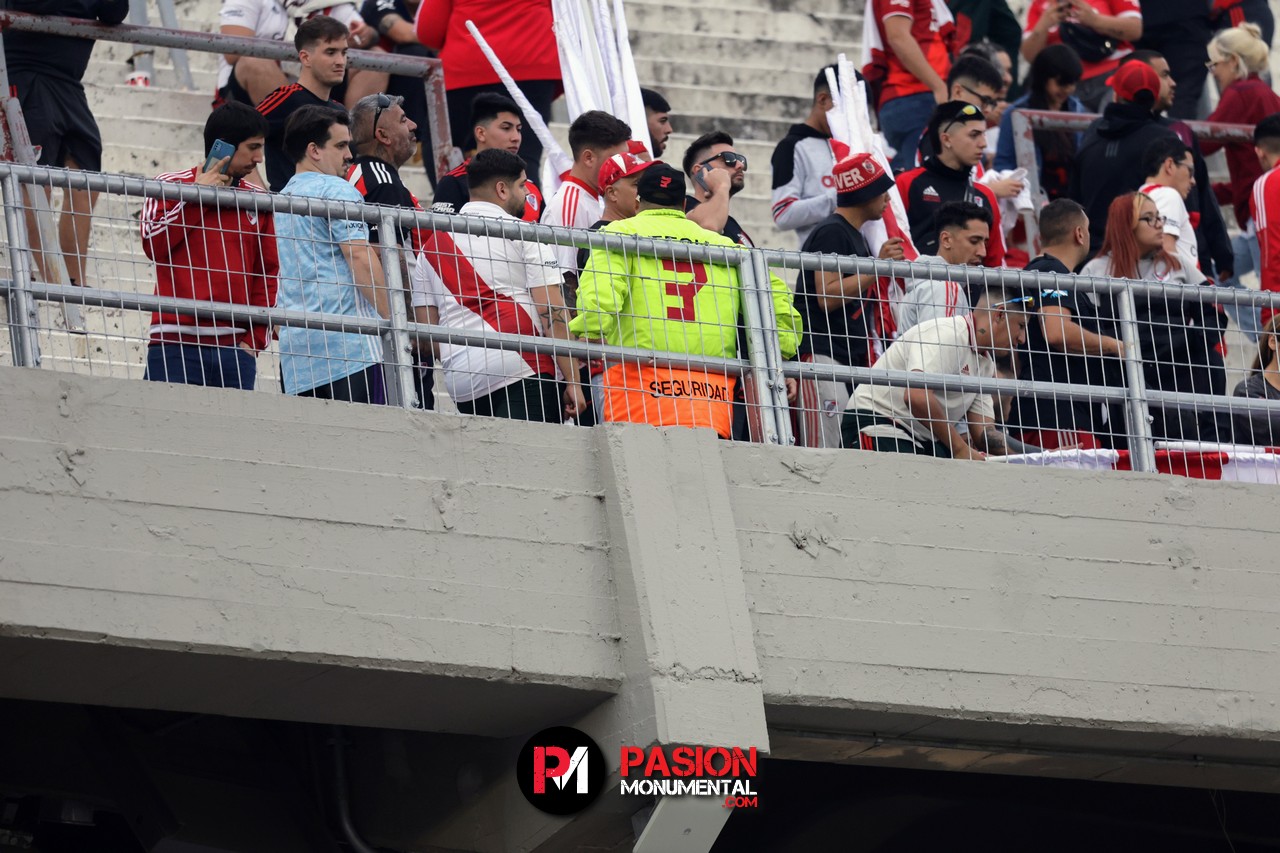 El comunicado de River tras el fallecimiento de un hincha en la Sivori