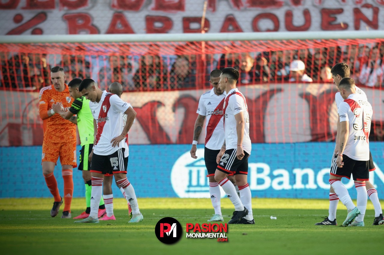 Las fotos de la derrota de River ante Barracas Central en el estadio Claudio "Chiqui" Tapia