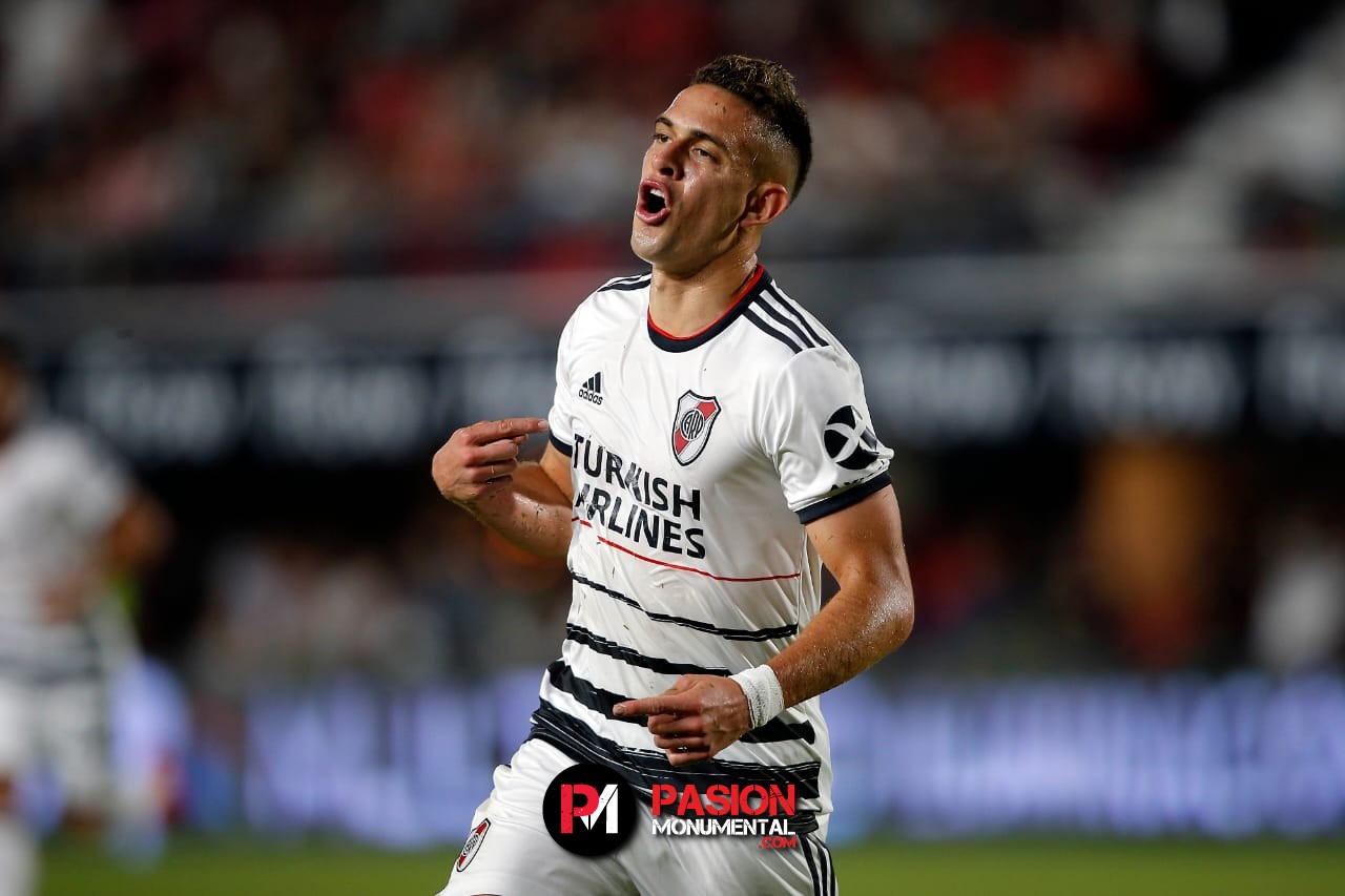 Las palabras del representante de Rafael Santos Borré que ilusionan a todos los hinchas: "A Rafa le tira volver a River..."