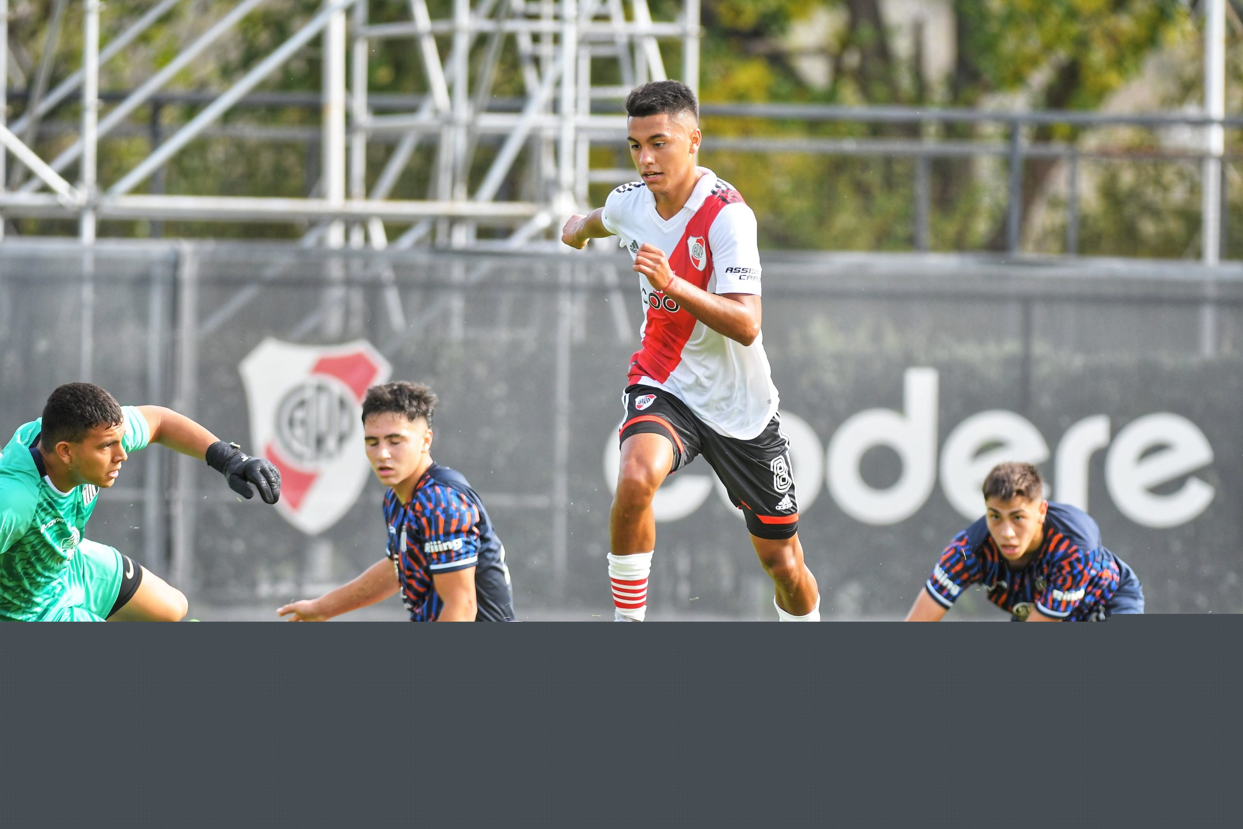 ¡Se va otra joya de River! Esteban Fernández deja la Reserva para sumarse a Newell´s Old Boys de Rosario