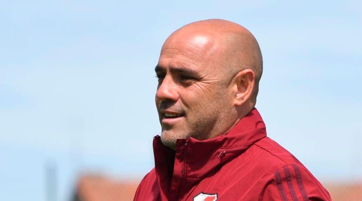 Facundo "Luigi" Villalba, ex DT de la Reserva de River, analizó la nueva posición de Simón y le tiró flores a Colidio