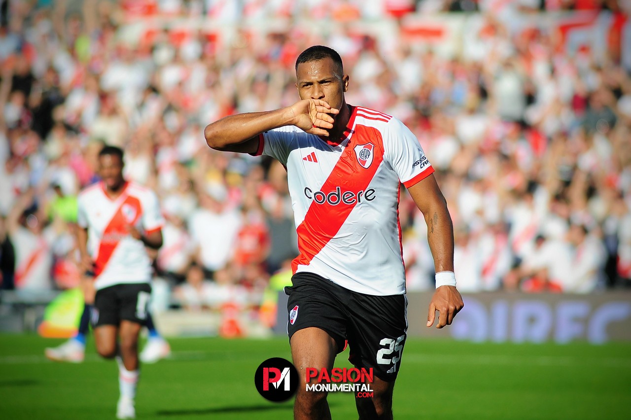 La figura de River que destacó el triunfo ante la T: "Los partidos anteriores nos costó ganarles, era una deuda pendiente..."