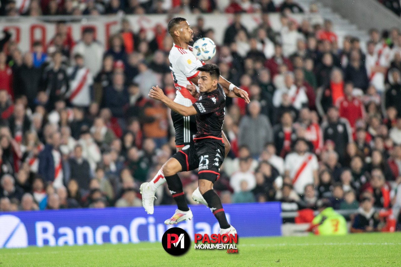 ¡Las mejores fotos del partido entre River y Huracán en el último partido del año en el Monumental!