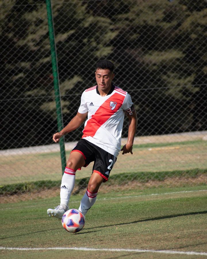 ¡Pusieron el gancho! Enzo Rubio y Talo Colletta firmaron su primer contrato profesional con River