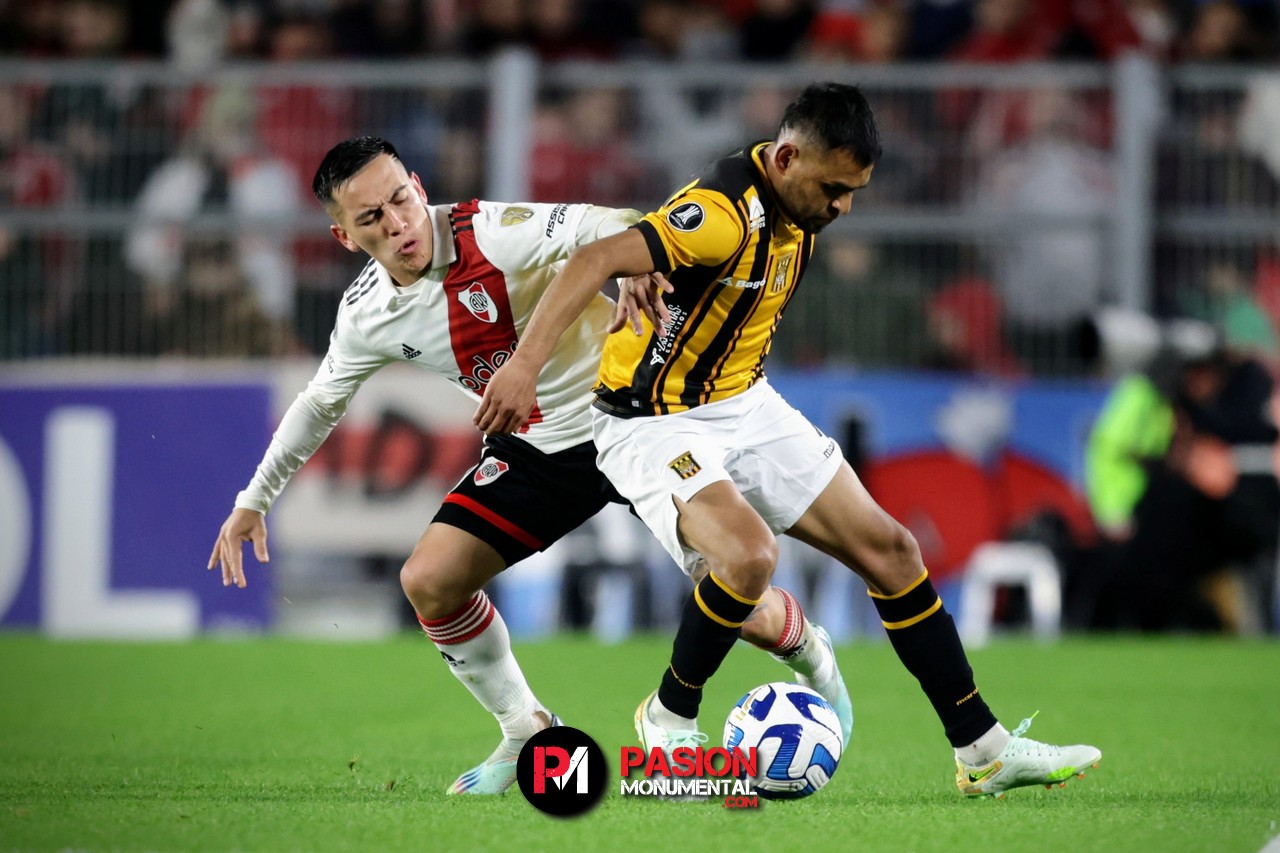 ¡Las mejores fotos de la victoria de River ante The Strongest en el estadio Mâs Monumental!