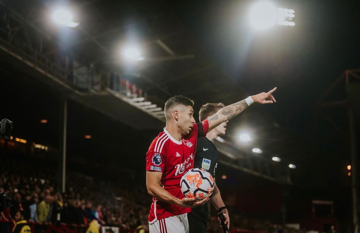 ¿Qué pasa con Montiel? La extraña situación que atraviesa el ex River en el Nottingham Forest