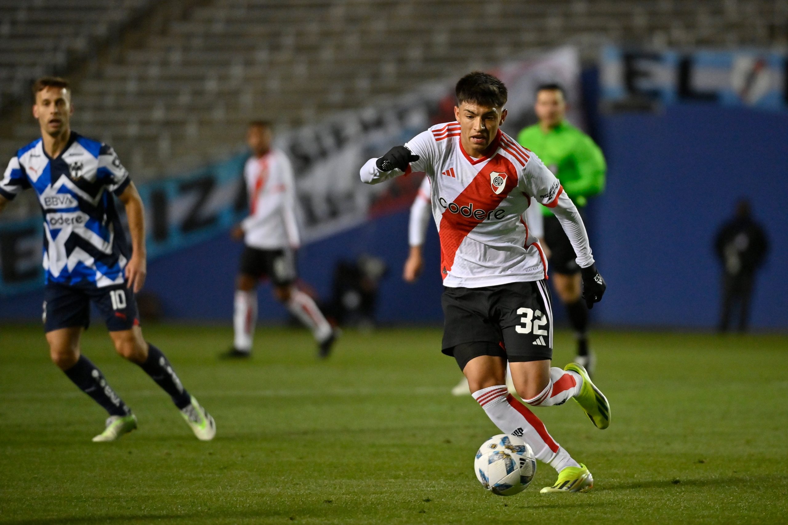 ¿Cómo jugaron los pibes? Así fue el partido de Ruberto, Mastantuono, Subiabre y Zabala