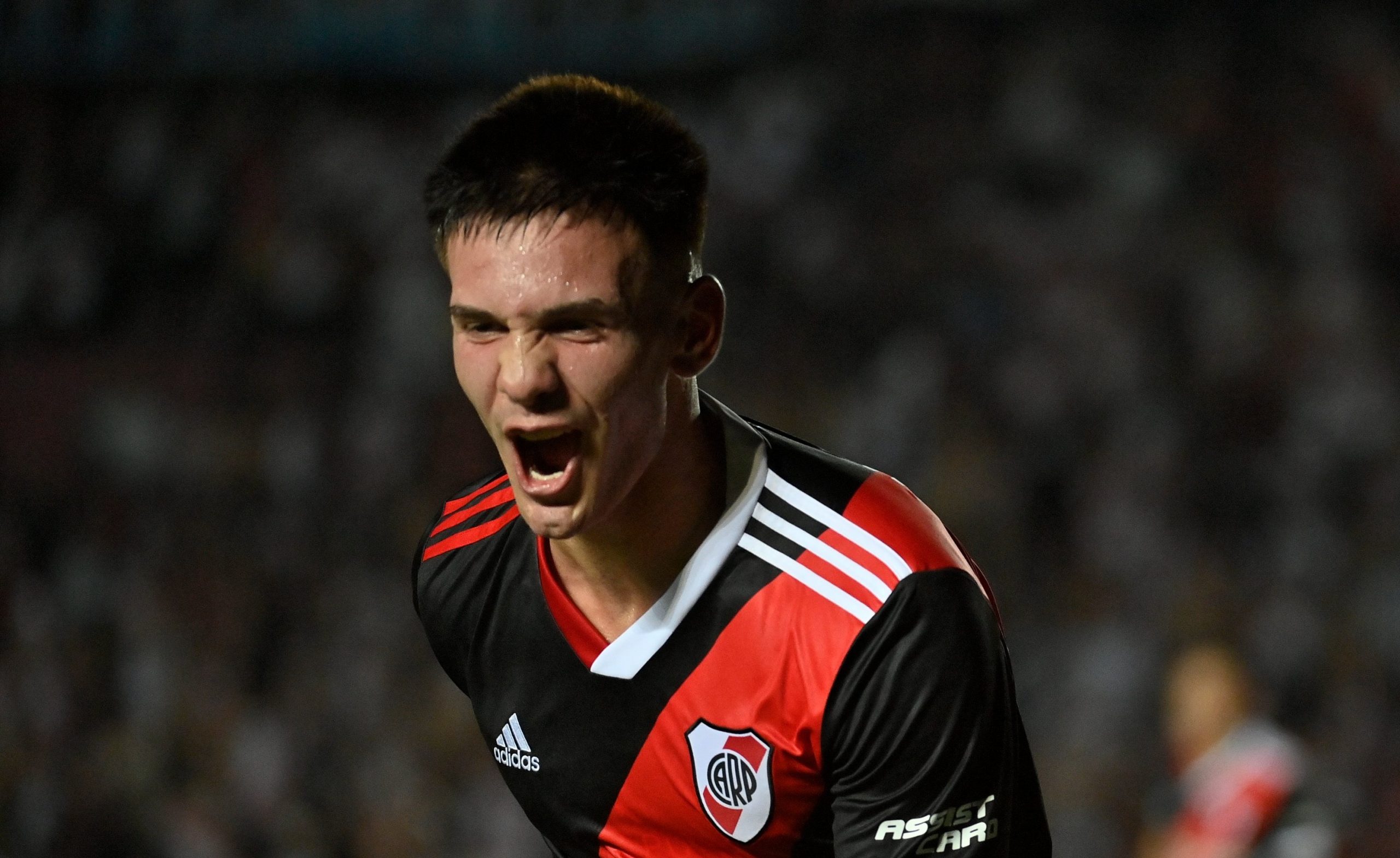 La emocionante frase de Mastantuono: "Cumplí un sueño con la camiseta que amo, la de River"