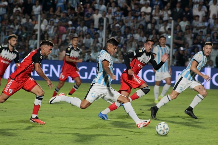 River no tuvo suerte con los penales y empató sin goles ante Atlético Tucumán: ¿Cómo quedó en la tabla de posiciones?