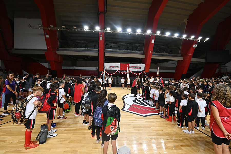 Nuevo año escolar en el Instituto de River