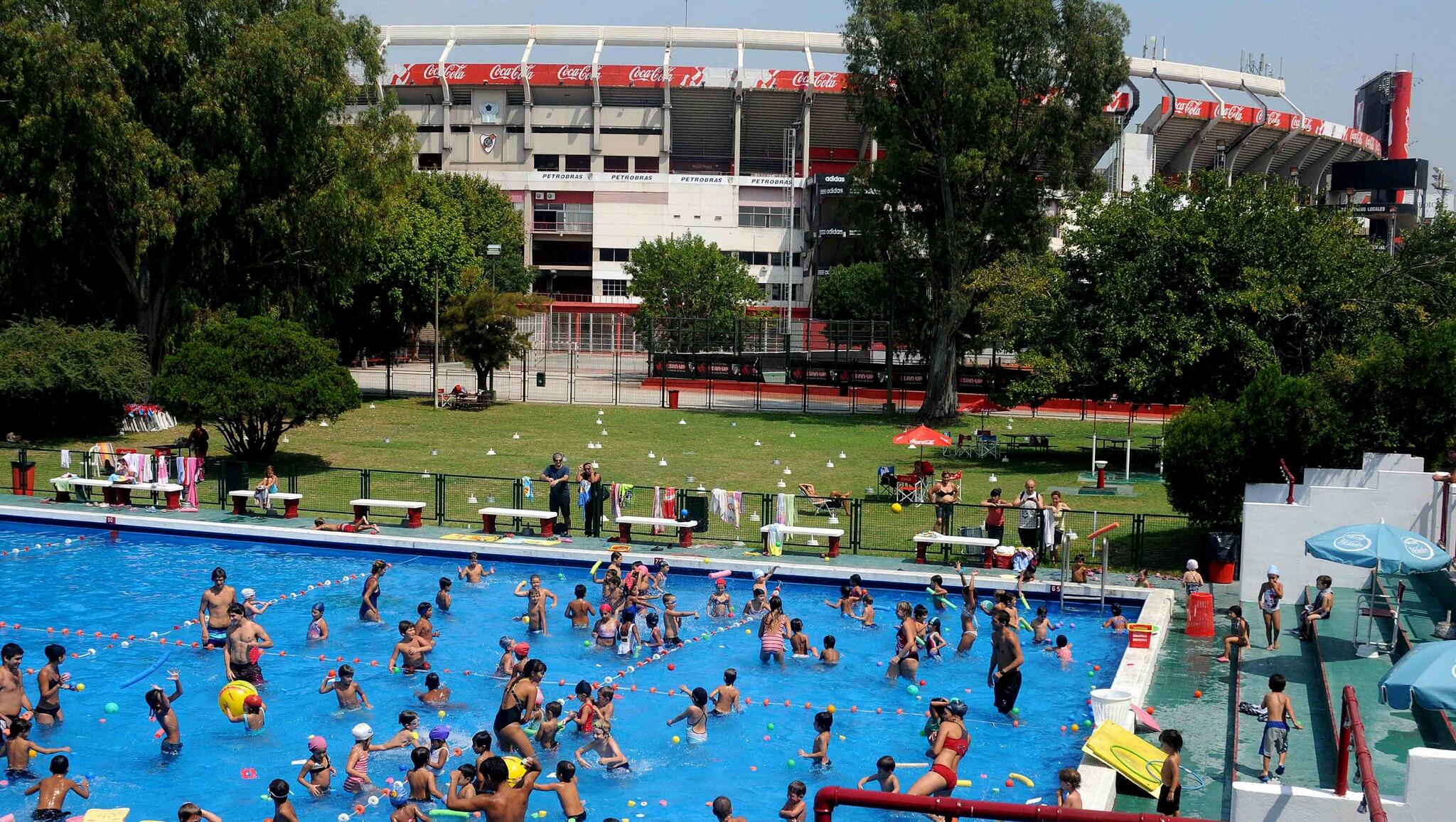 Los beneficios que tendrán los socios de River durante el mes de marzo