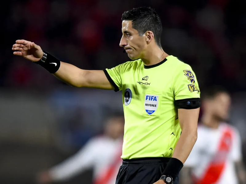Terna confirmada para el partido entre River y Estudiantes por la Supercopa