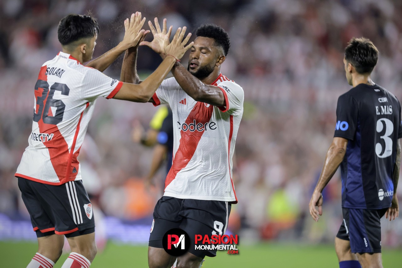 El juvenil que se ganaría un lugar como titular ante Independiente Rivadavia