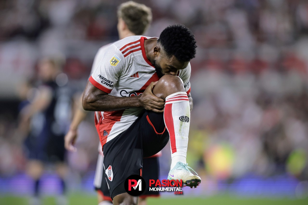 ¿Pepinelis? Miguel Borja explicó su curioso festejo de gol en la victoria de River