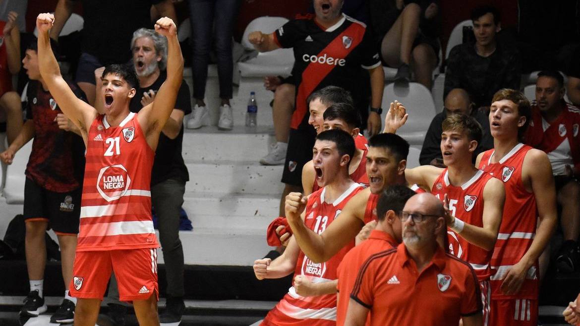 Quinta victoria consecutiva de River