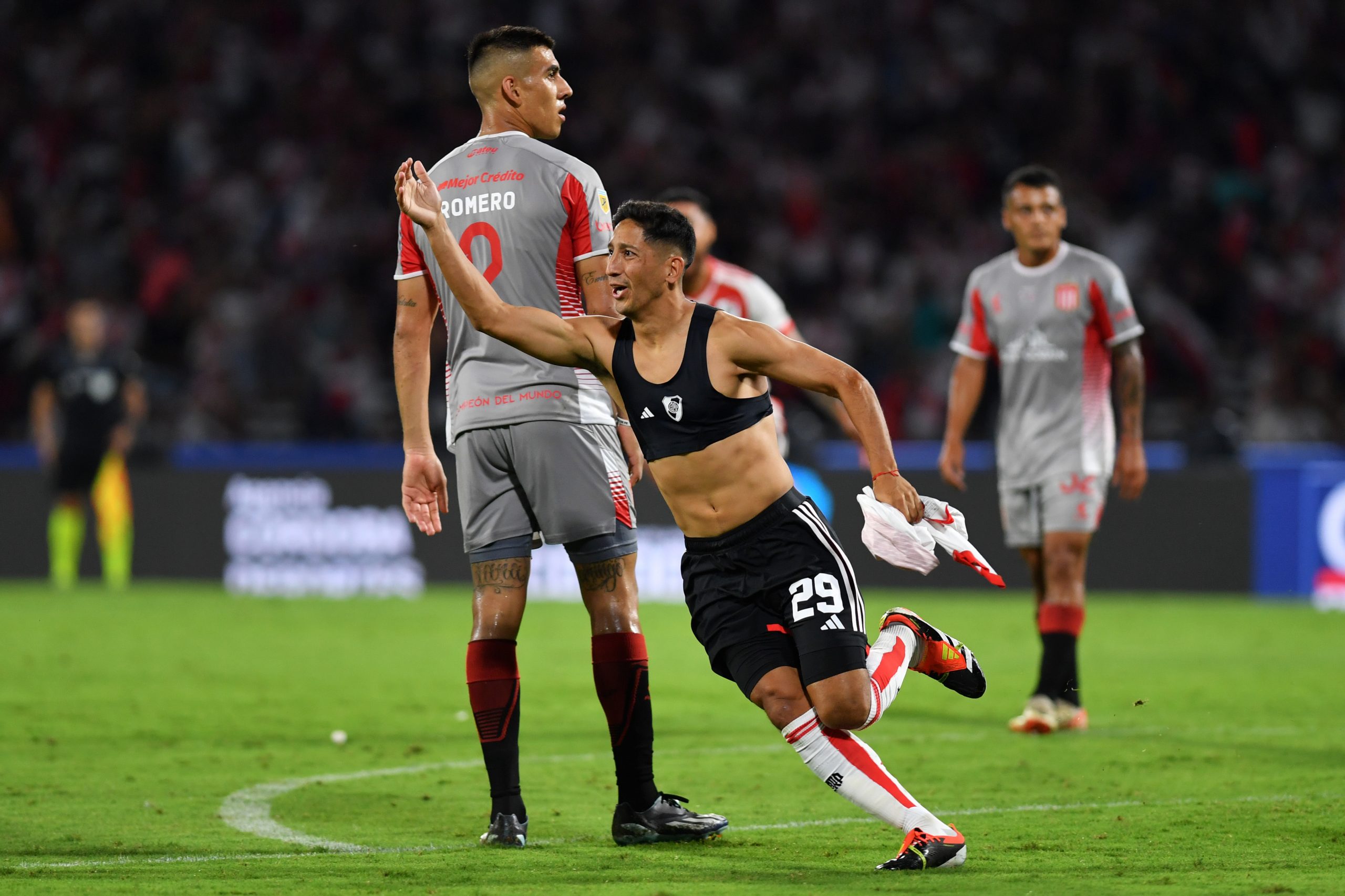 Estallaron las redes: el curioso cántico de los jugadores de River en plena celebración