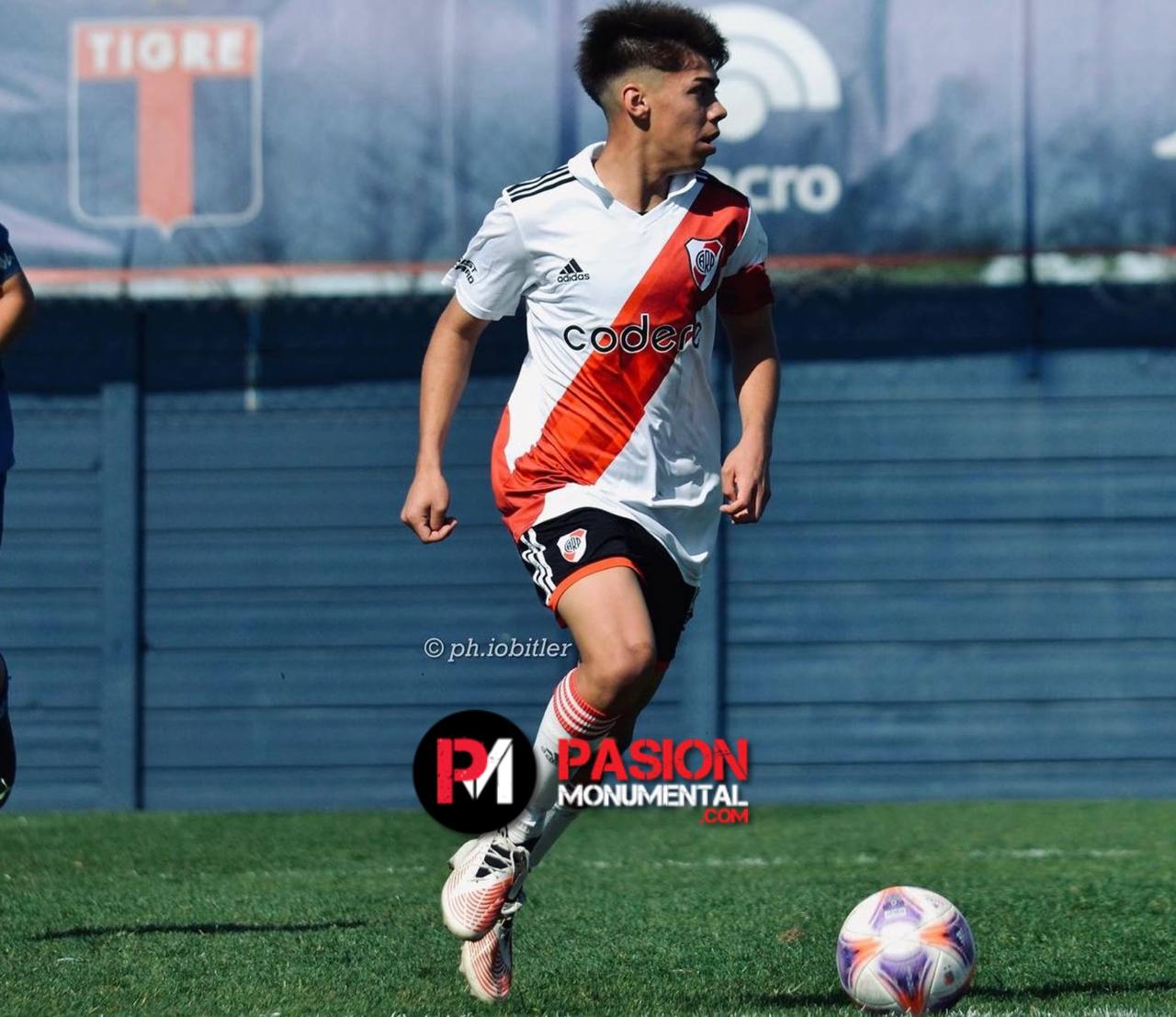 Tres Juveniles de River viajarán a Francia con la Sub17