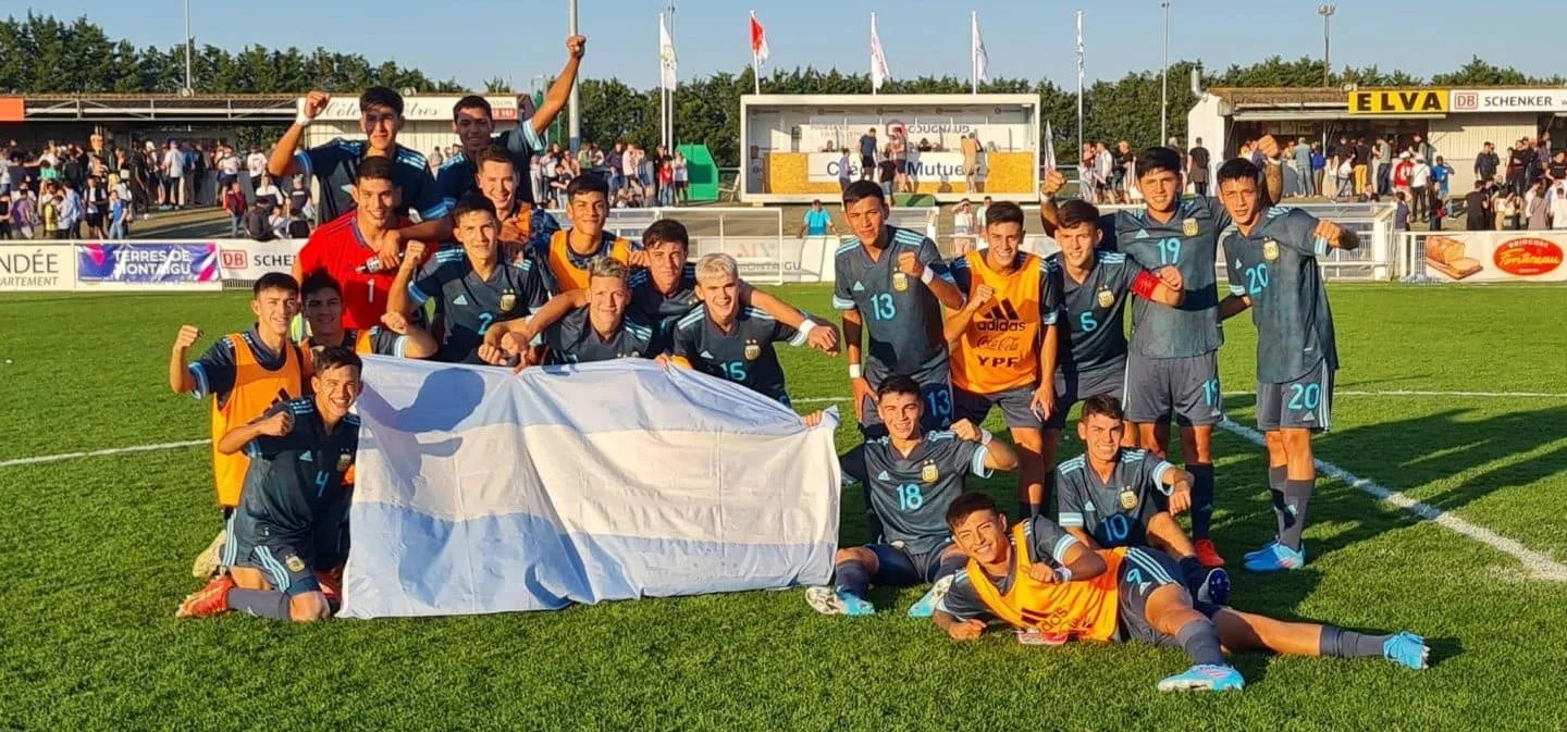 Tres Juveniles de River viajarán a Francia con la Sub17
