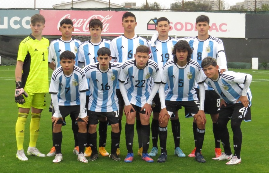Tres Juveniles de River viajarán a Francia con la Sub17