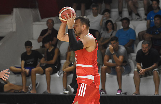 Basquet: River vs. Versailles