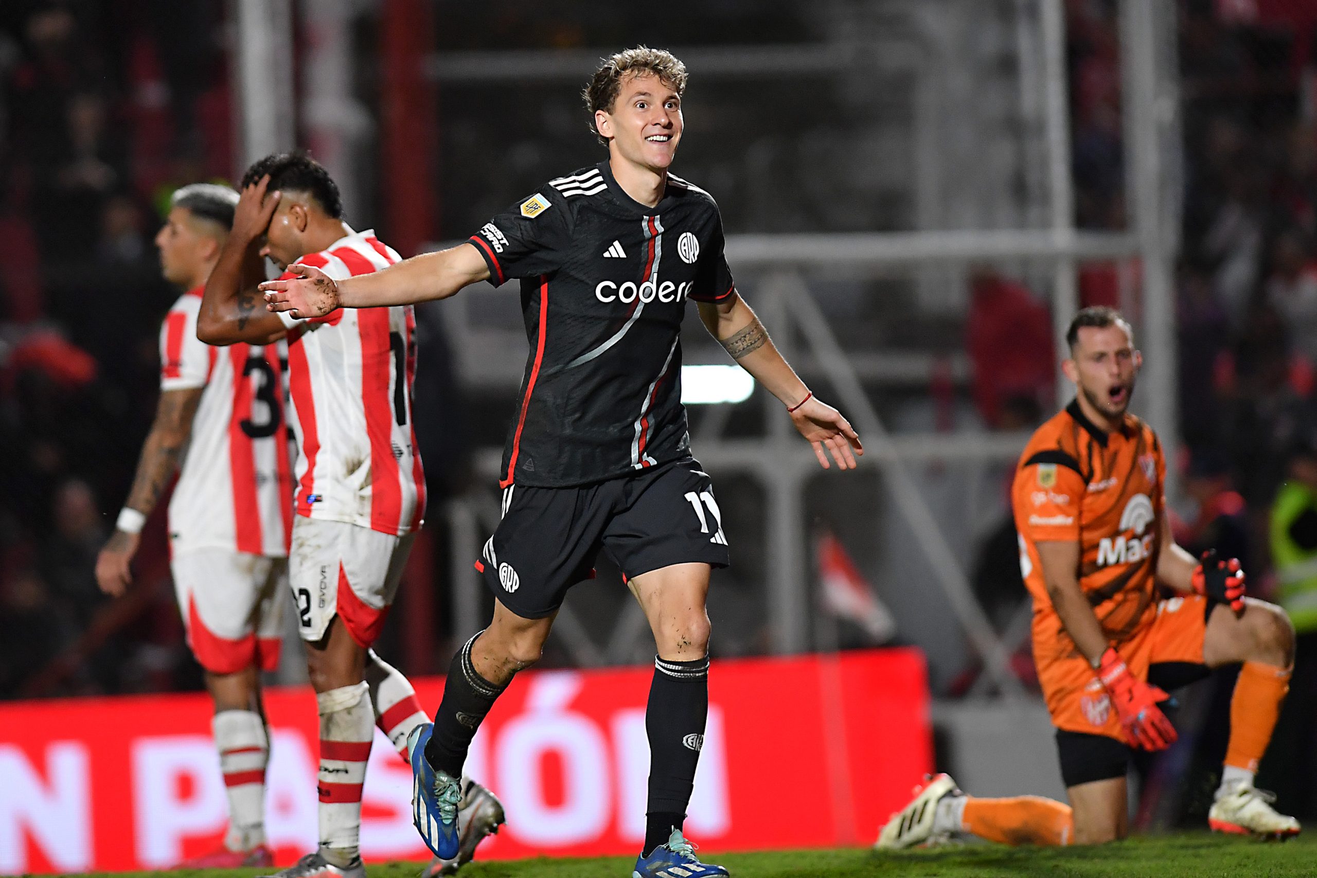 CORDOBA, ARGENTINA - APRIL 15: Facundo Colidio of River Plate celebrates after scoring the team's first goal during a Copa de la Liga Profesional 2024 match between Instituto and River Plate at Estadio Monumental Presidente Peron on April 15, 2024 in Cordoba, Argentina. (Photo by Hernan Cortez/Getty Images)