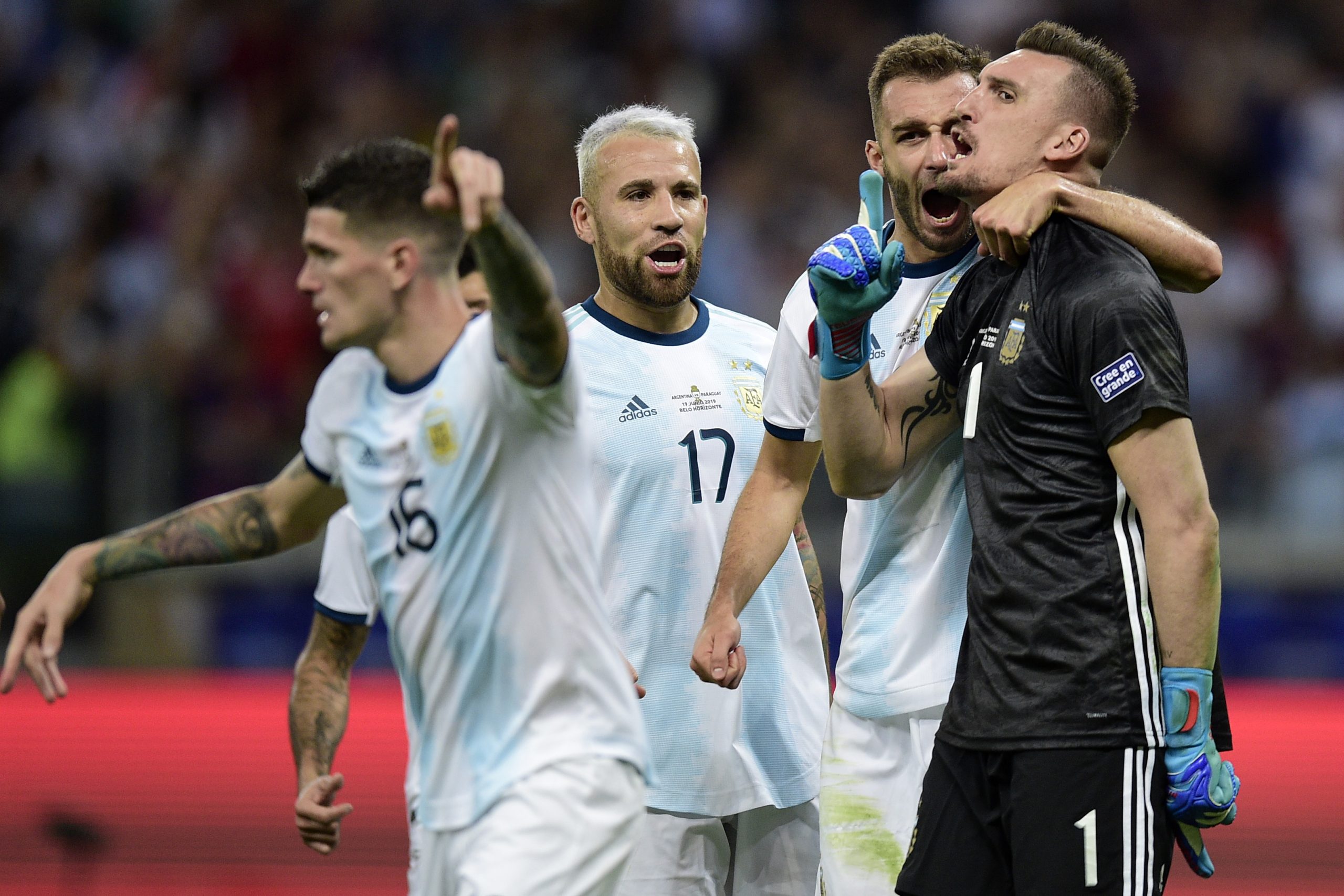 BELO HORIZONTE, BRAZIL - JUNE 19: Franco Armani of Argentina celebrates after saving a penalty kick of Derlis Gonzalez of Paraguay (not in frame) during the Copa America Brazil 2019 group B match between Argentina and Paraguay at Mineirao Stadium on June 19, 2019 in Belo Horizonte, Brazil. (Photo by Juliana Flister/Getty Images)