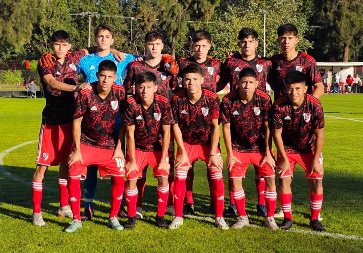 Jornada perfecta para las Inferiores de River ante Independiente de Rivadavia