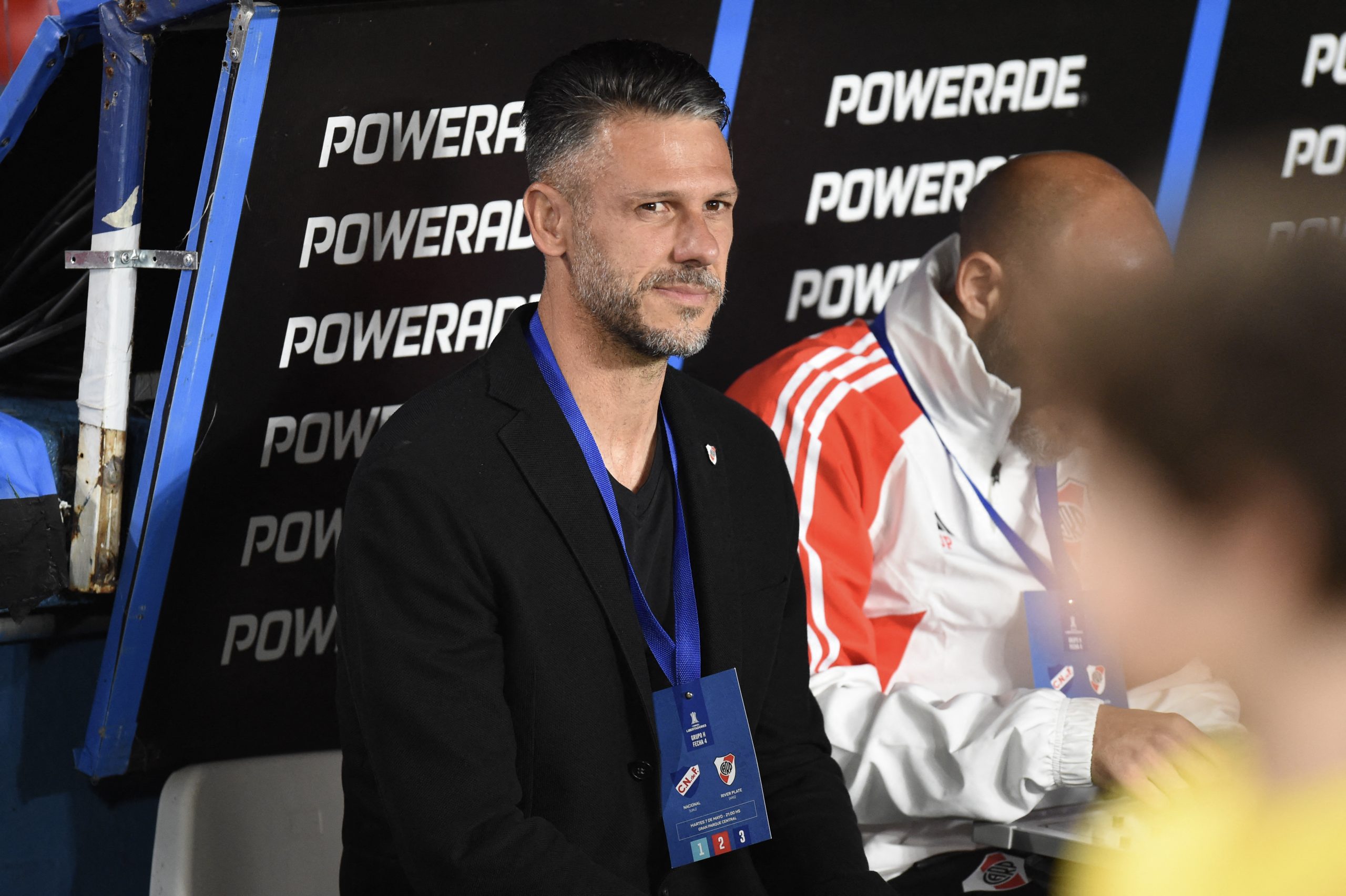 River Plate's head coach Martin Demichelis (Photo by DANTE FERNANDEZ / AFP) (Photo by DANTE FERNANDEZ/AFP via Getty Images)