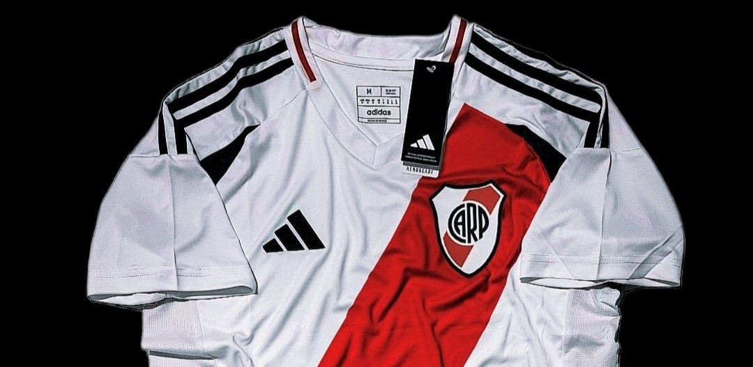 El diseño de la camiseta de River que enloqueció a los hinchas y se hizo viral