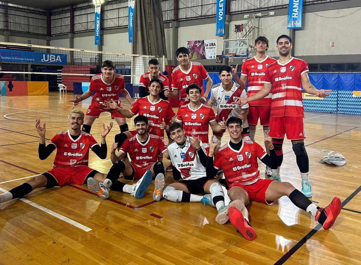 River se quedó con el Superclásico en Vóley