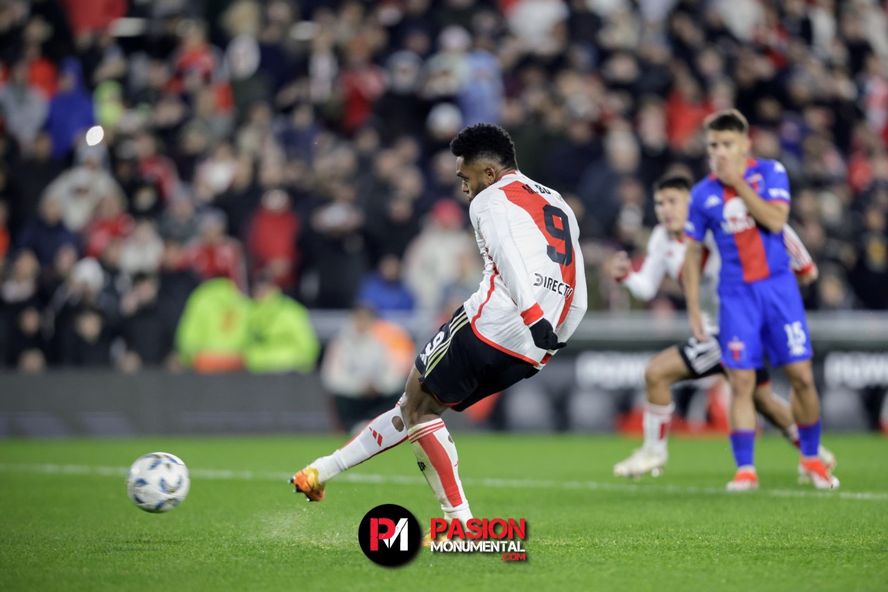 Borja destacó su presente goleador en River y elogió al Tigre de Domínguez