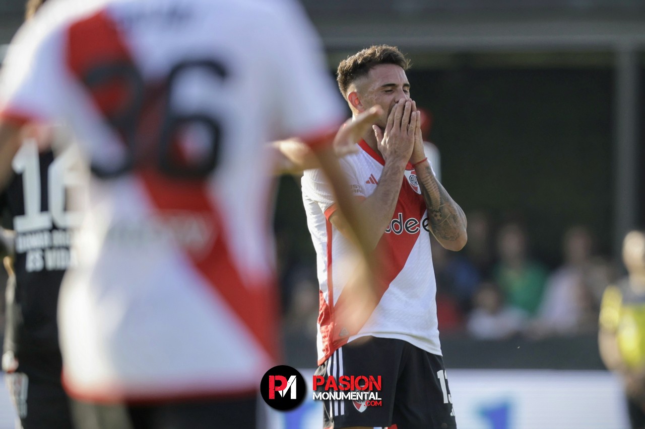 Un nuevo desastre: los puntajes de la derrota de River frente a Deportivo Riestra