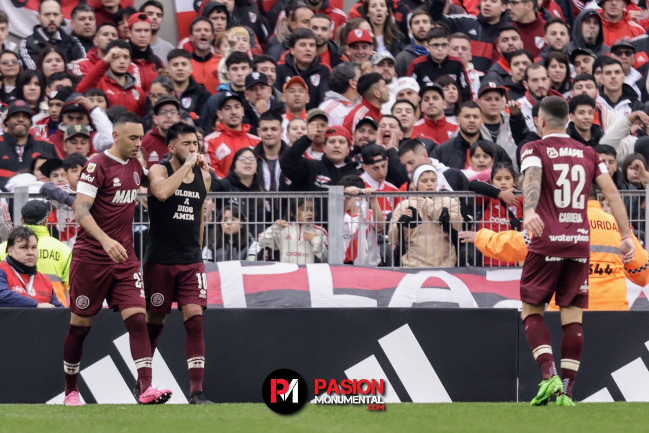 Las mejores fotos del empate por 2-2 entre River y Lanús en el Monumental