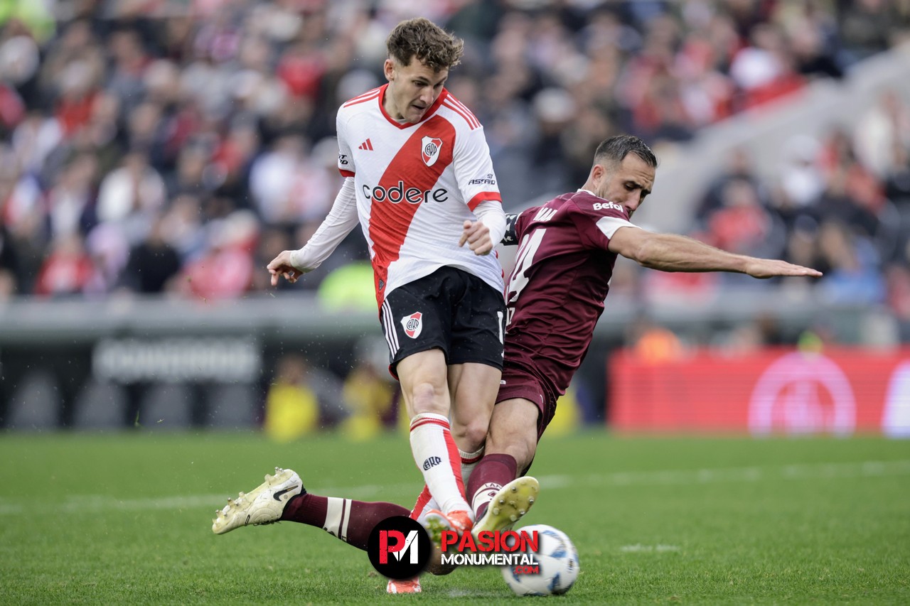 Las mejores fotos del empate por 2-2 entre River y Lanús en el Monumental