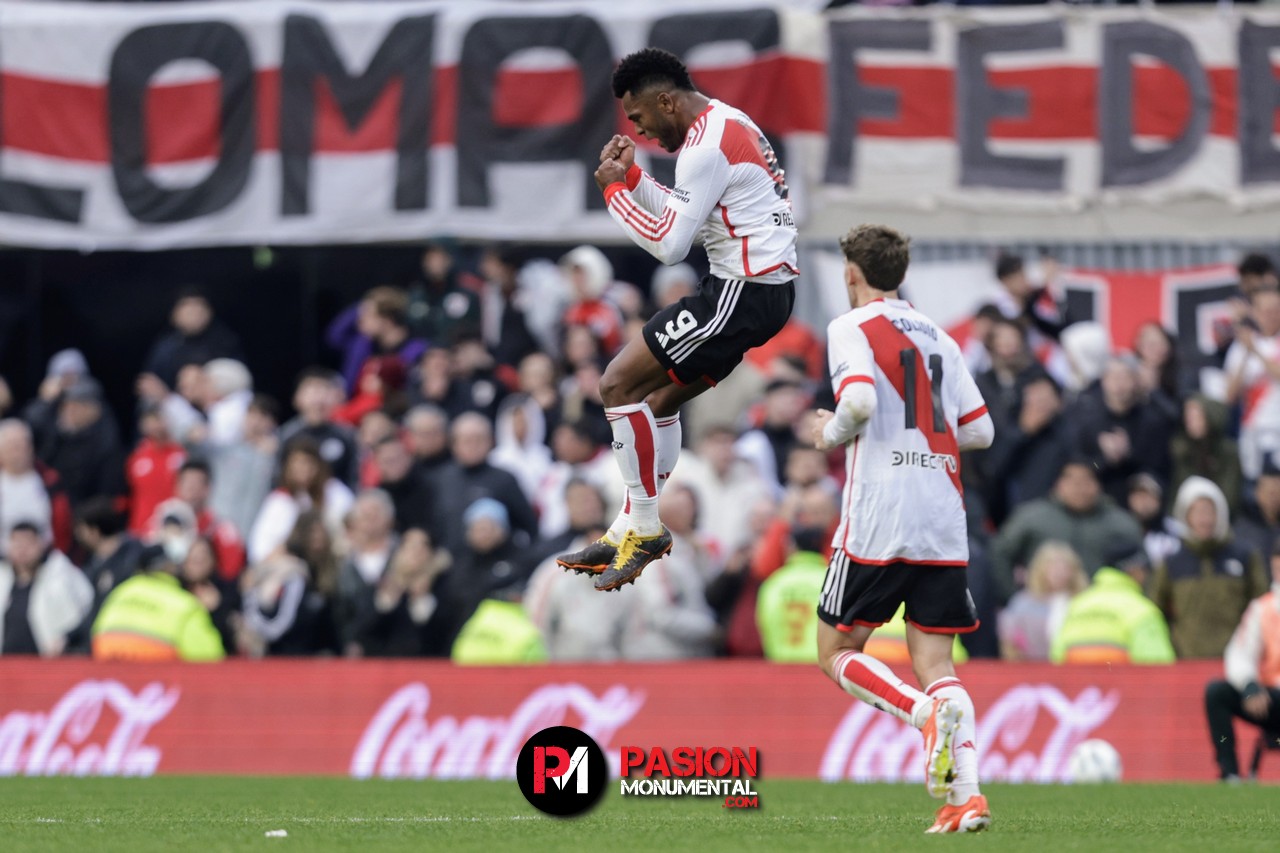 Las mejores fotos del empate por 2-2 entre River y Lanús en el Monumental