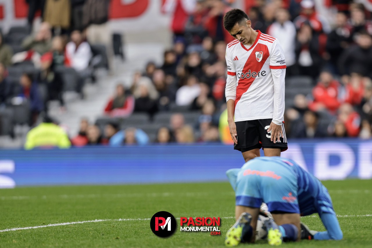 Las mejores fotos del empate por 2-2 entre River y Lanús en el Monumental