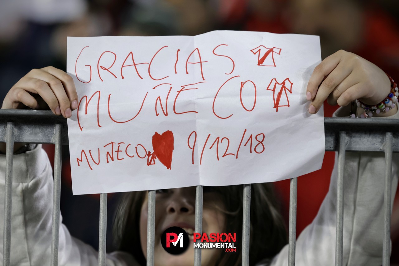 Primer partido con Gallardo a la cabeza en su segundo ciclo y no pudo evitar agradecerle al hincha