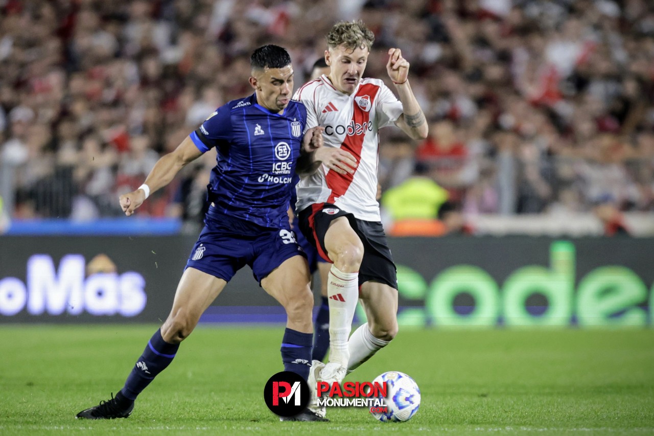 Un paso atrás: los puntajes de la derrota de River ante Talleres en el estadio Monumental