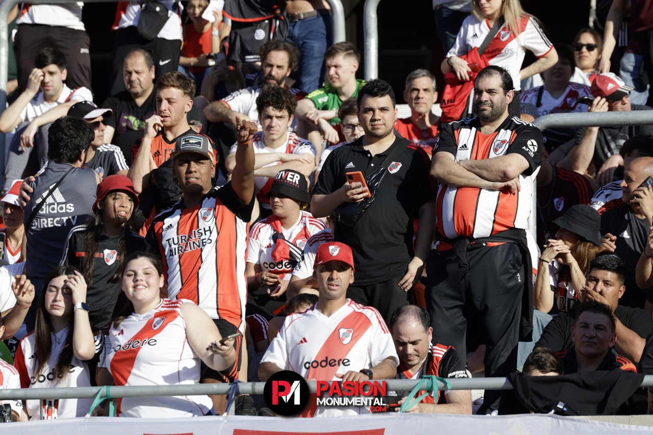 ¡Buscate en el partido de River frente a Talleres en el Monumental!