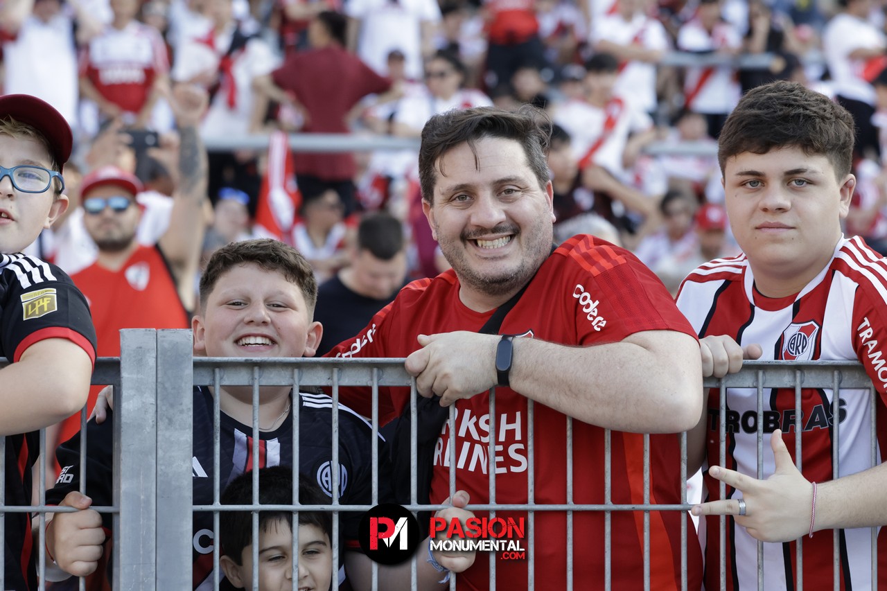 ¡Buscate en el partido de River frente a Talleres en el Monumental!