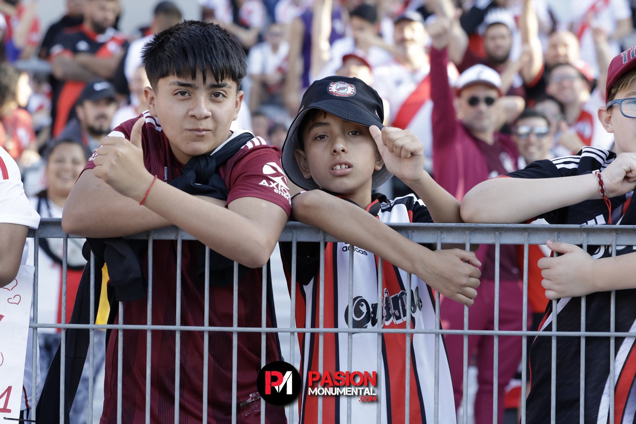 ¡Buscate en el partido de River frente a Talleres en el Monumental!