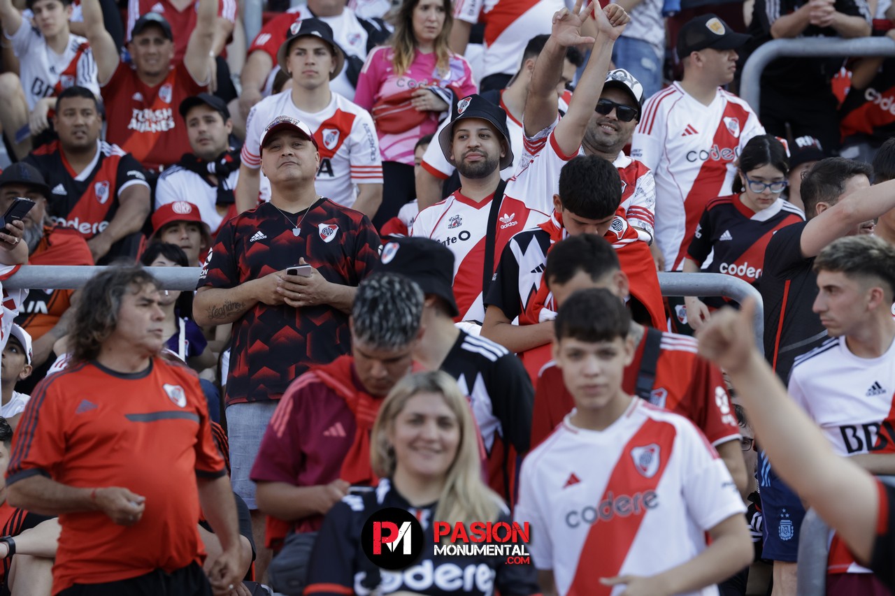 ¡Buscate en el partido de River frente a Talleres en el Monumental!