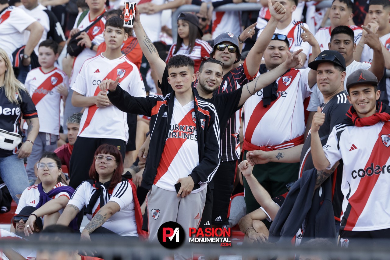 ¡Buscate en el partido de River frente a Talleres en el Monumental!