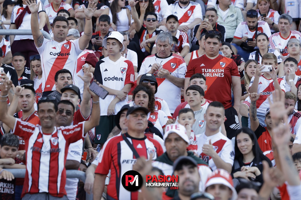 ¡Buscate en el partido de River frente a Talleres en el Monumental!