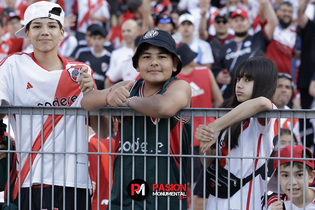 ¡Buscate en el partido de River frente a Talleres en el Monumental!