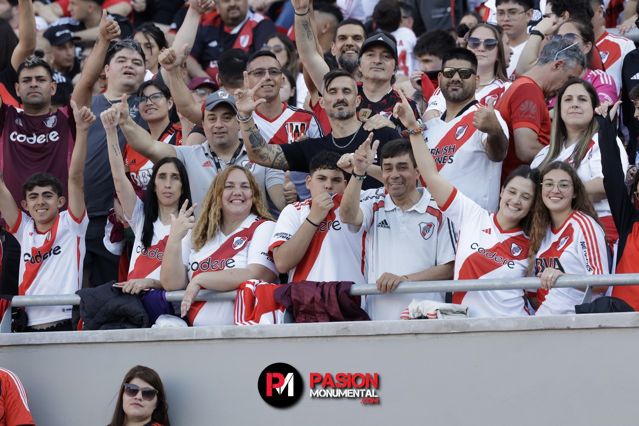 ¡Buscate en el partido de River frente a Talleres en el Monumental!