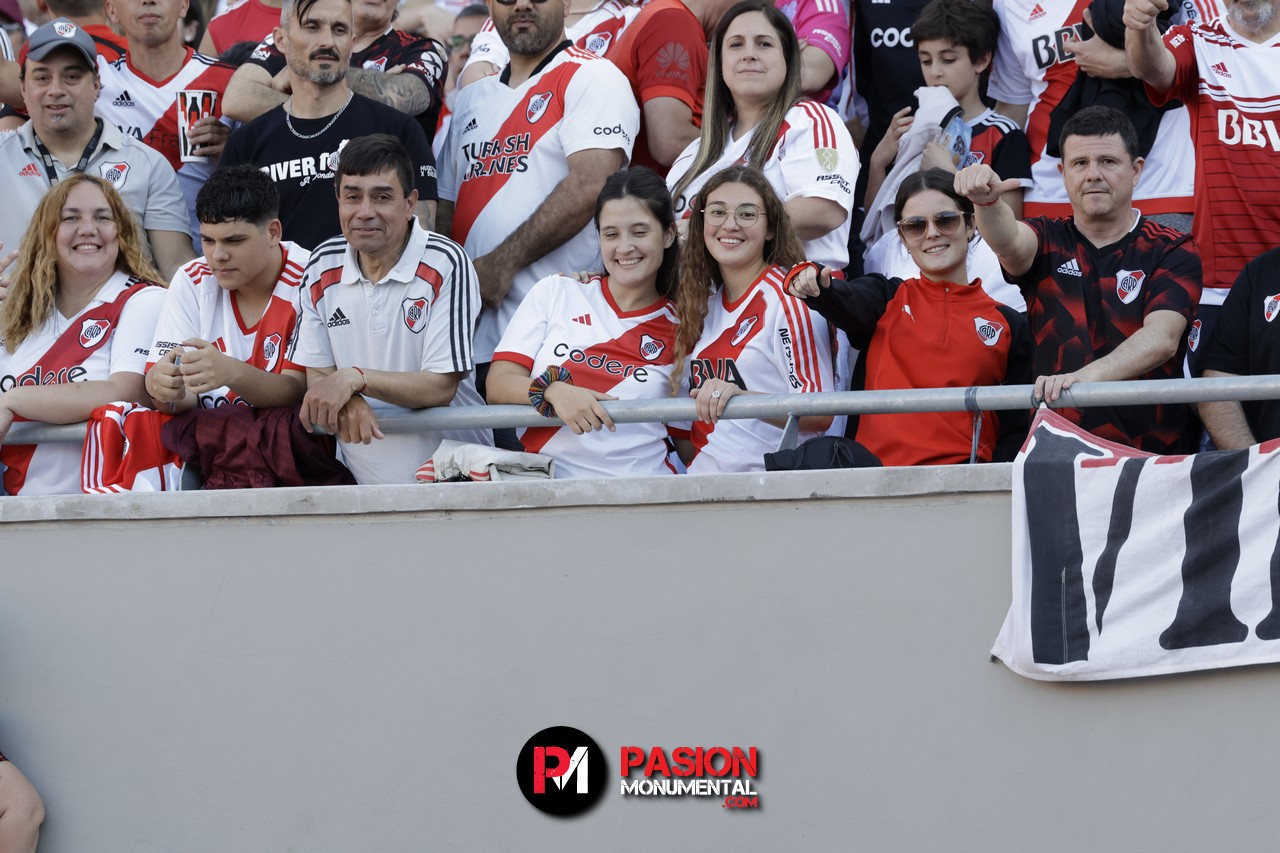 ¡Buscate en el partido de River frente a Talleres en el Monumental!