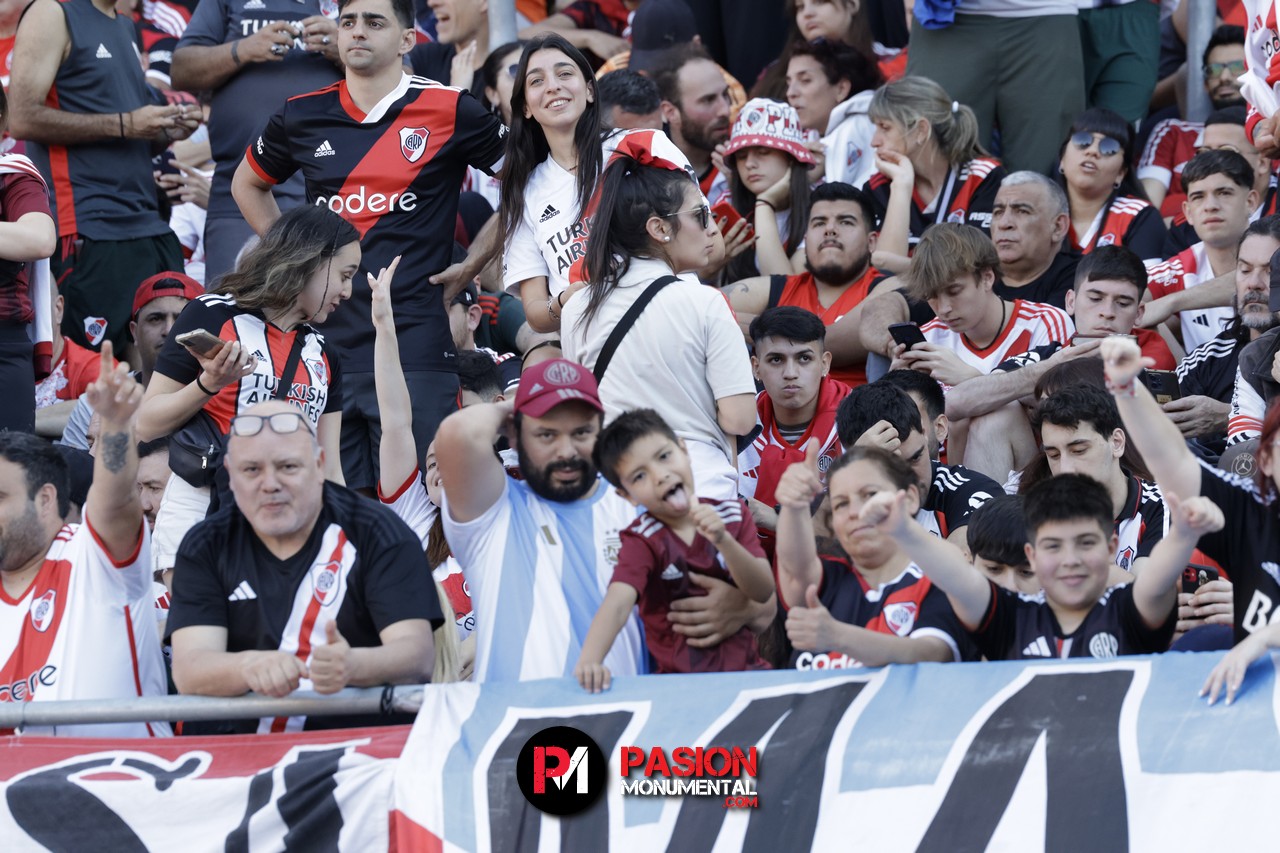¡Buscate en el partido de River frente a Talleres en el Monumental!