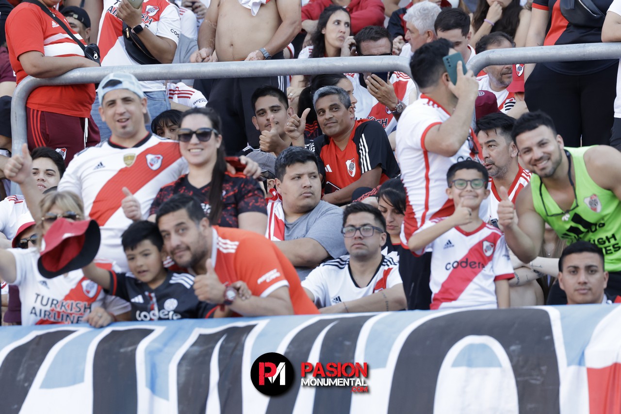 ¡Buscate en el partido de River frente a Talleres en el Monumental!
